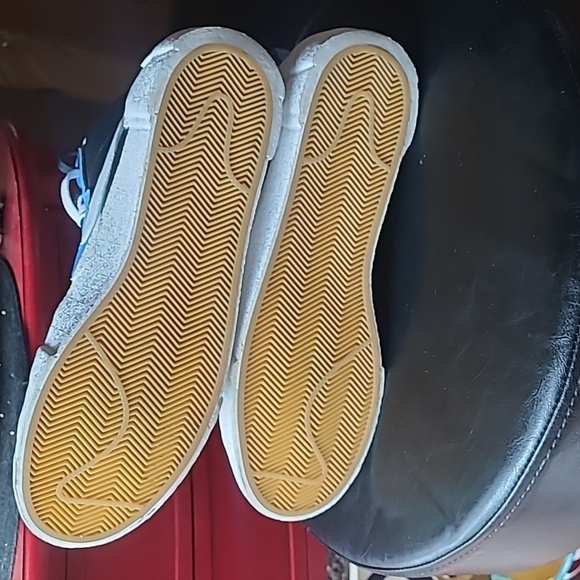 Nike x Sacai Blazer Mid - Picture 8 of 11